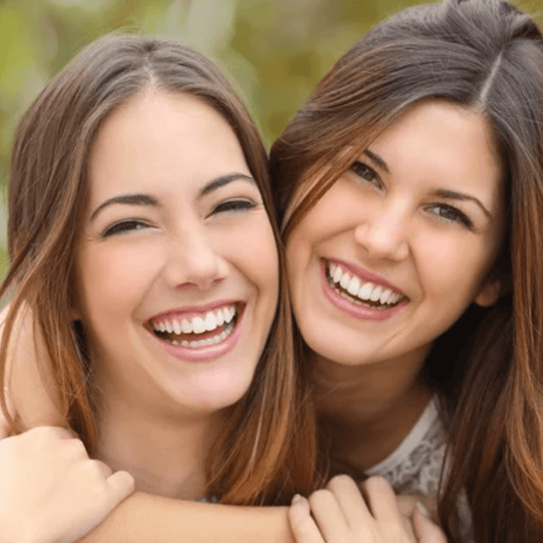 How to Easily & Consistently Achieve a Whiter Smile